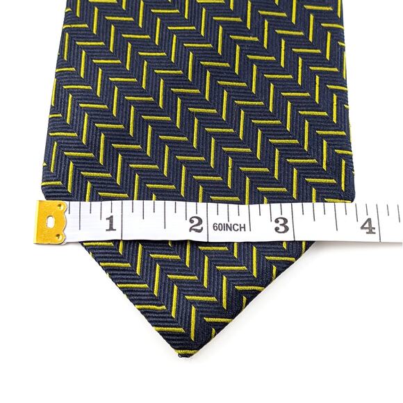 Brooks Brothers Makers Silk Tie Geometric Classic Prep Quiet Luxury Navy Citron - Picture 8 of 8